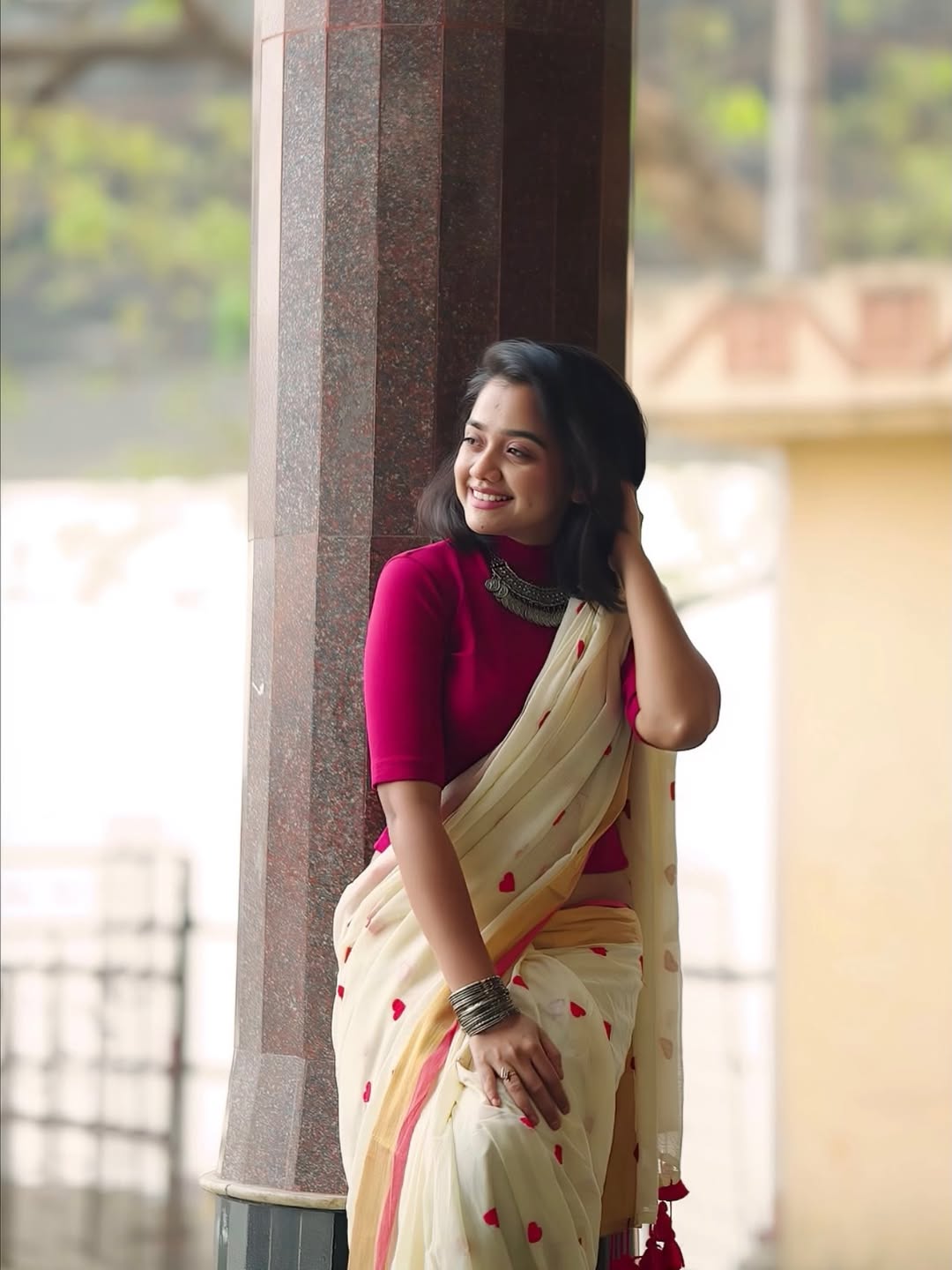 Cream Embroidery Mulmul Cotton Saree for Women | Soft & Lightweight Ethnic Wear